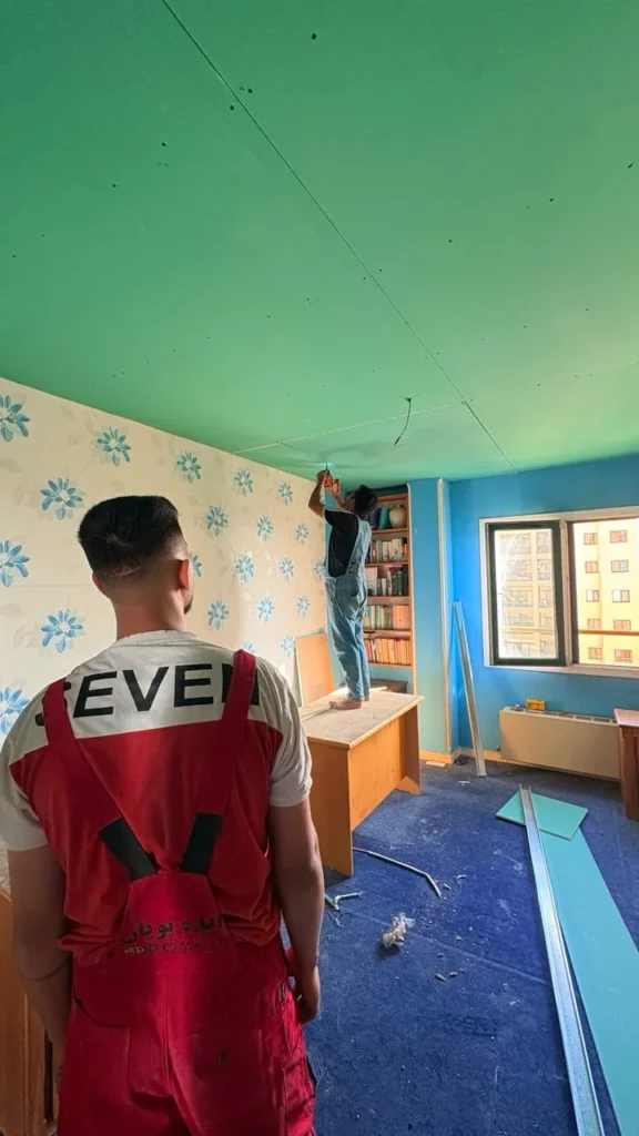 عایق صوتی ضد کوبش سقف بعد از نصب و آماده رنگ آمیزی